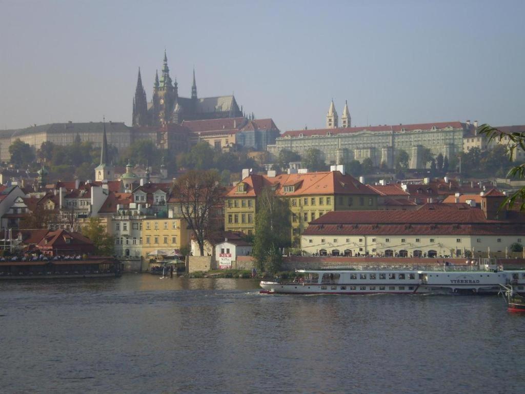 železná